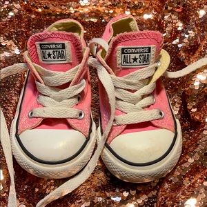 Girls Pink Converse